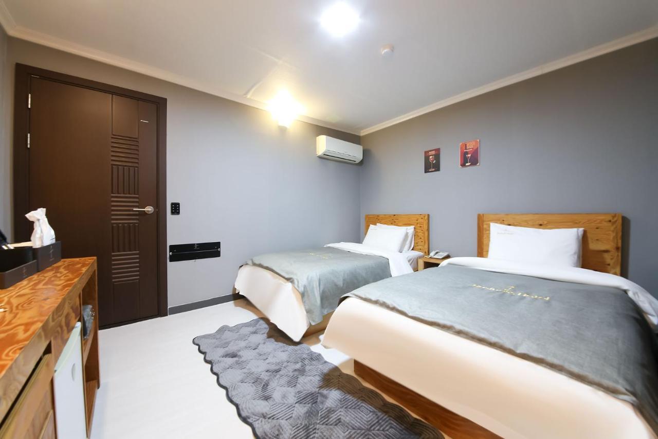 Gung Hotel Jeonju Zimmer foto